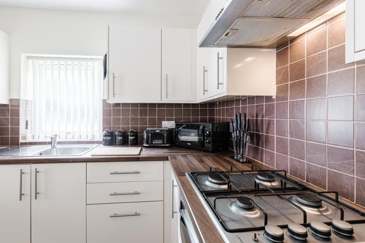 Oxheys House - 5 Bedrooms Contractors Parking Πρέστον Εξωτερικό φωτογραφία